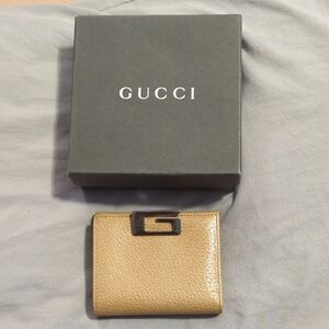 Gucci G-clasp bifold wallet (Authentic-With COA)